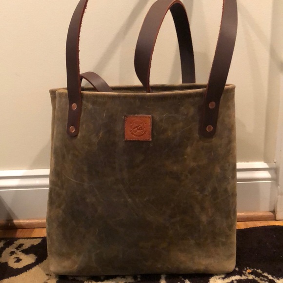 Handbags - Black feather leather tote